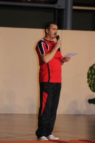 GymOronSoireePort2012002